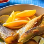 Delicioso Pescaito frito, tradición culinaria de Andalucía