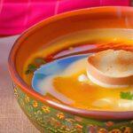 Receta auténtica y tradicional de la Sopa de ajo madrileña: Delicioso plato de Madrid